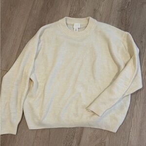 H&M Off White Soft Crewneck Sweater size Medium